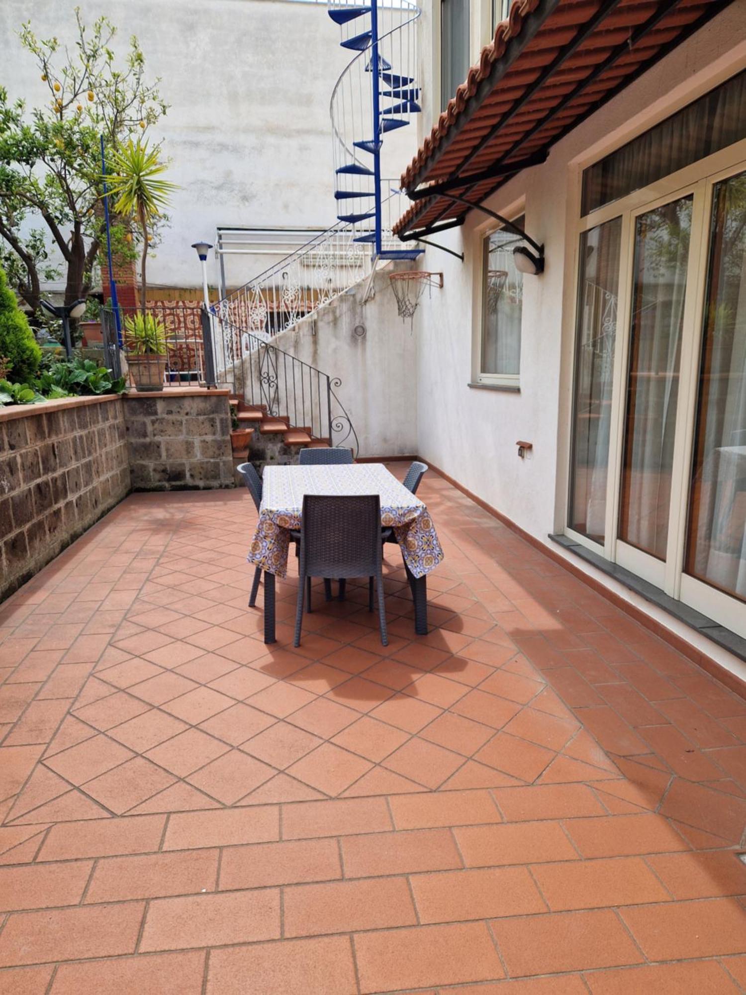 Il Giardino Dei Gigli Apartamento Meta Exterior foto